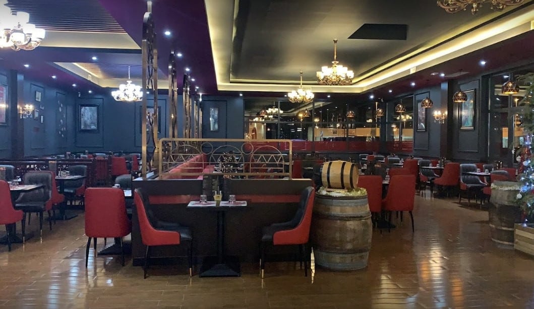 Beef House — photo 3