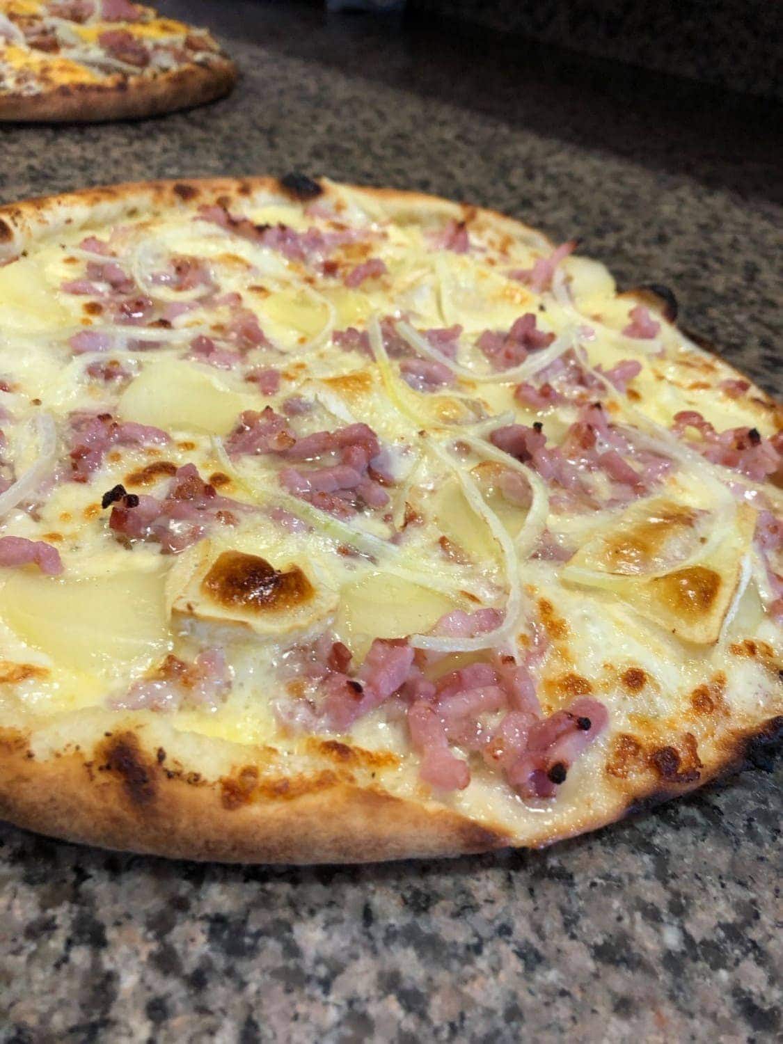 La Tour De Pizz à Saint Martin En Campagne menu