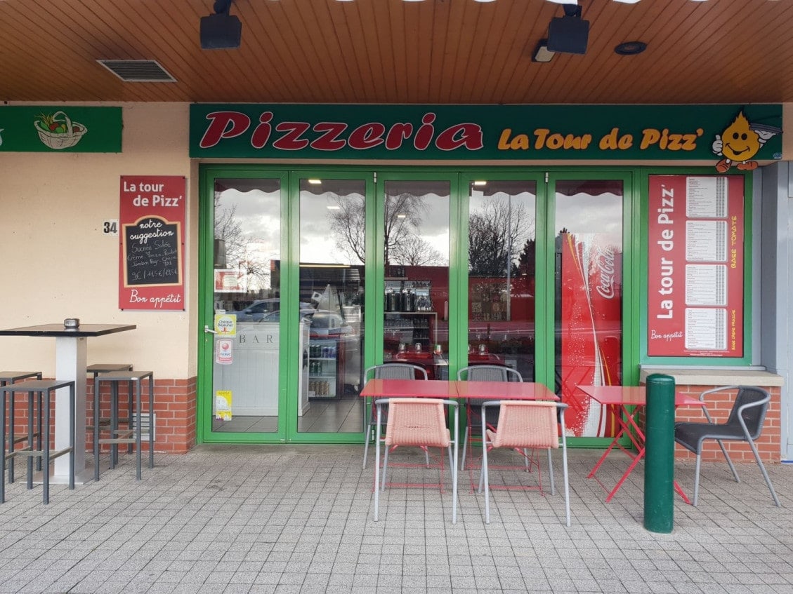 La Tour De Pizz - La façade du restaurant