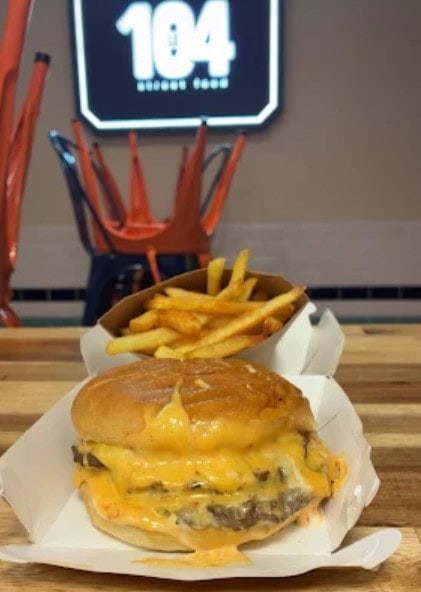 Photo de Le 104 Street Food