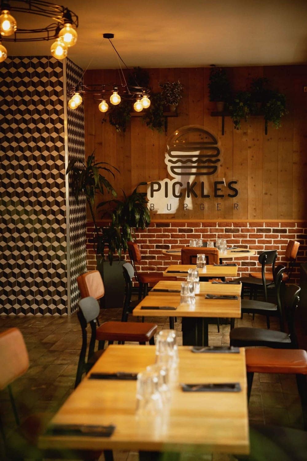 Pickles Burger — photo 3