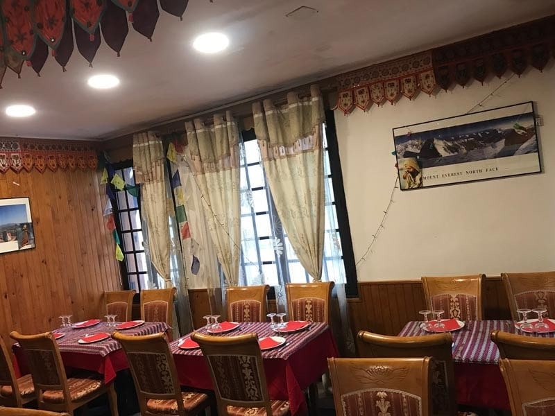 Restaurant Mont Everest — photo 3