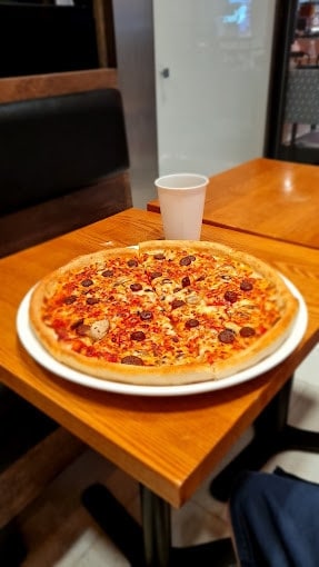 Pizza Hut — photo 2