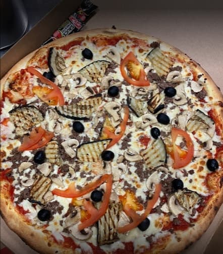 Pizza Lucky — photo 2