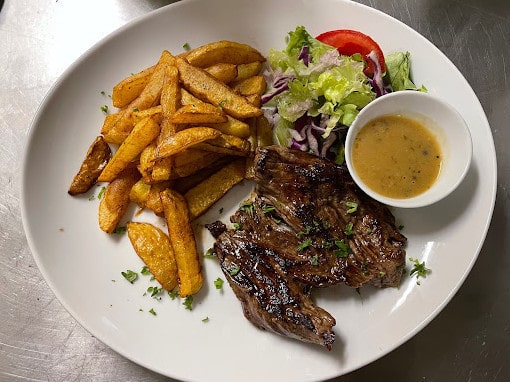 L'auberge de la Vallée — Bistro - Bar à Villeneuve sur Bellot — photo 2