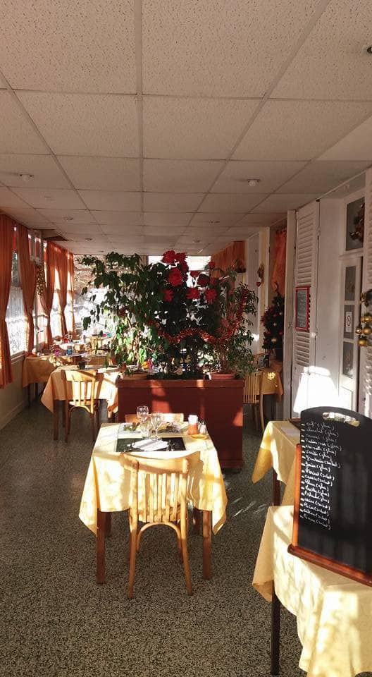 Le Rosé de Touraine — Bistro - Bar à Clairefontaine en Yveline — photo 3