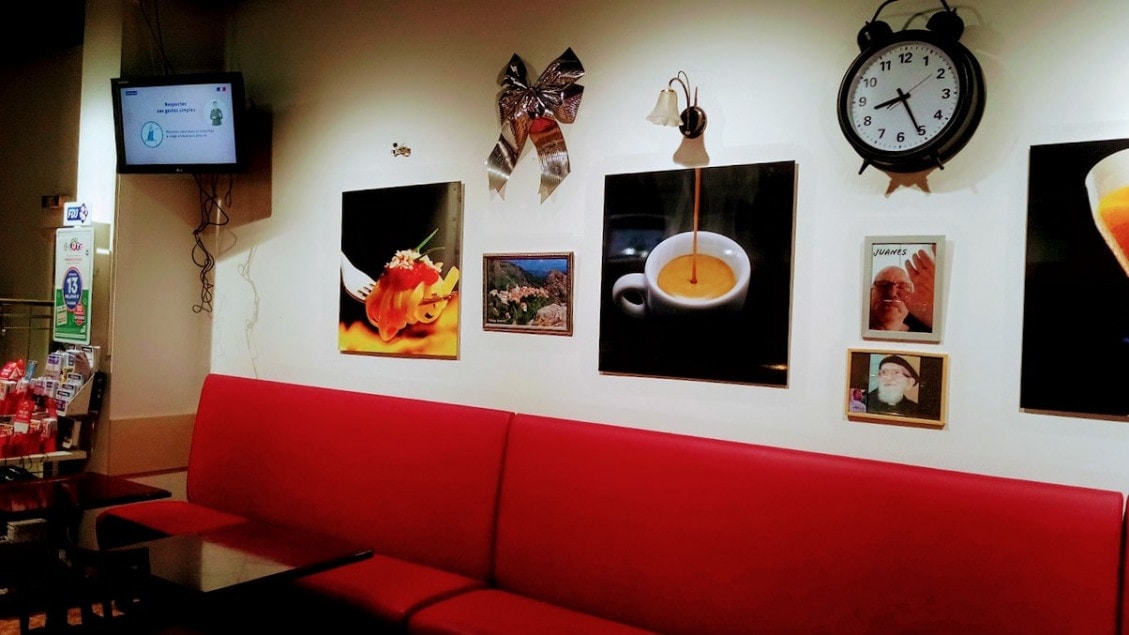 Café des Halles — photo 3
