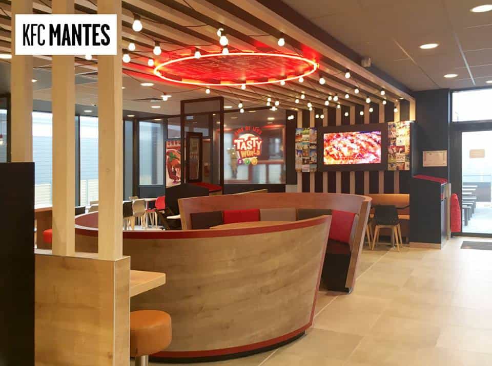 KFC - L' intérieur du restaurant