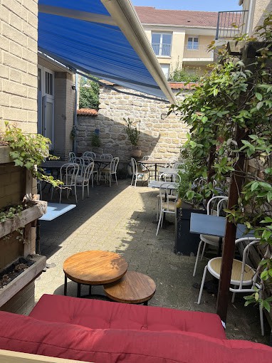 La Petite Cour — photo 2