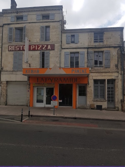 La Pyramide — photo 2