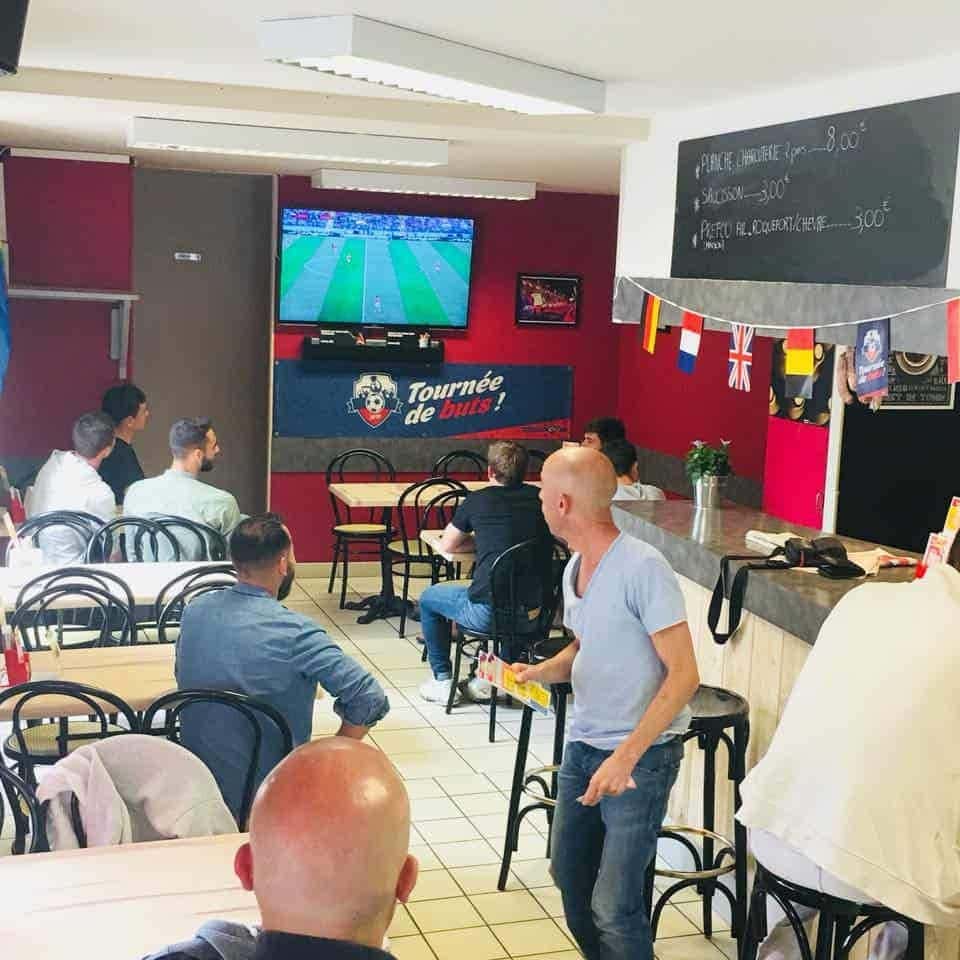 Café des Sports — Brasserie à Coulonges sur l'Autize — photo 3