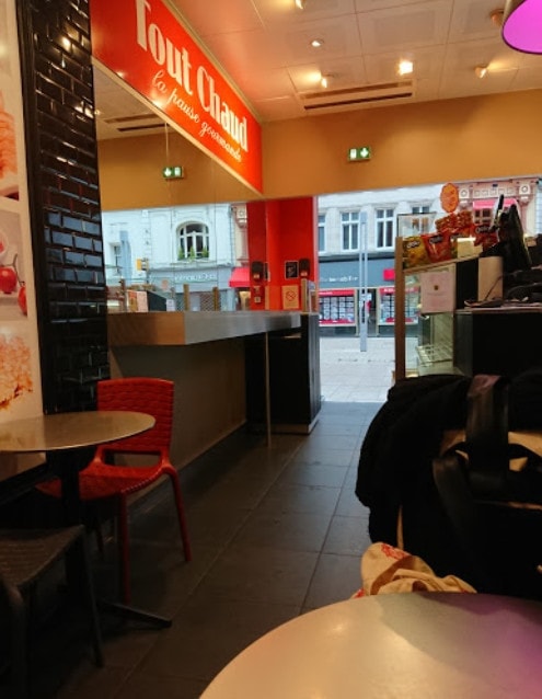 Tout Chaud — photo 3