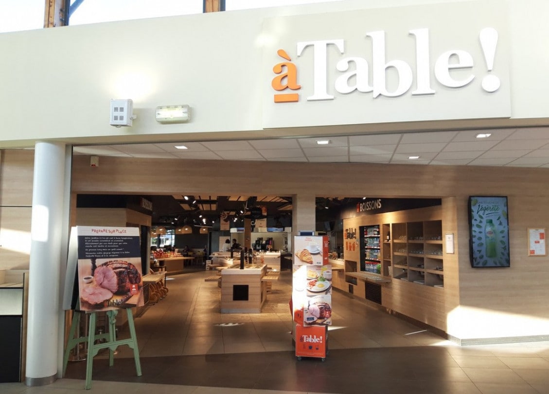 A Table ! — photo 3