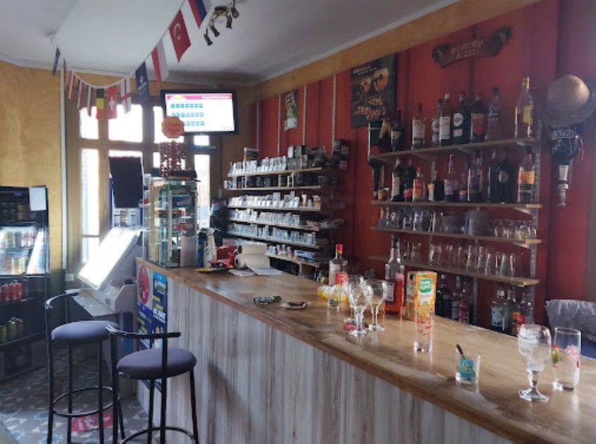 Cafe Du Tennis — photo 3