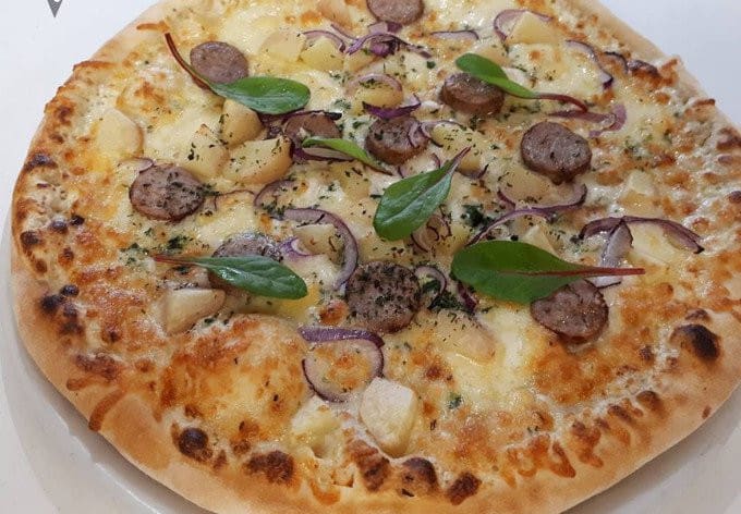 Delicious Pizza — photo 2