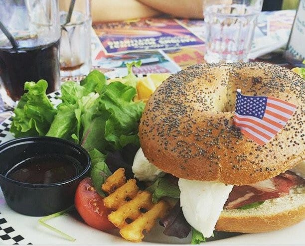 Tommy's Diner Café — photo 2