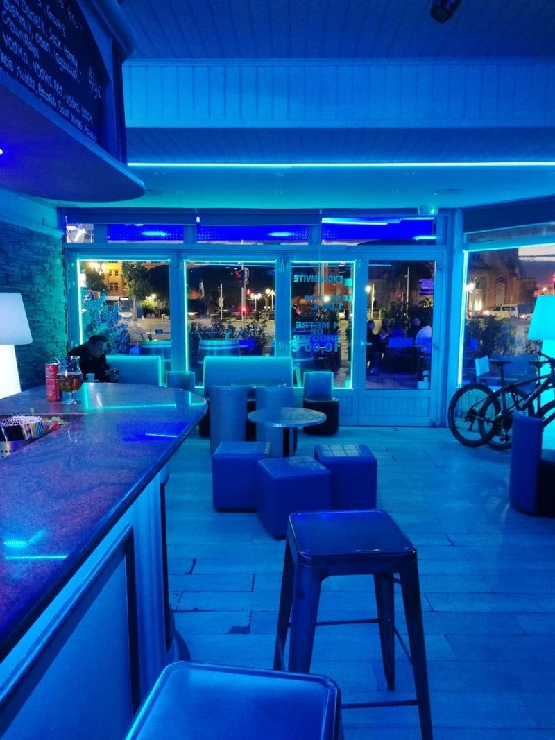 Aux 5 Parties du Monde — photo 3