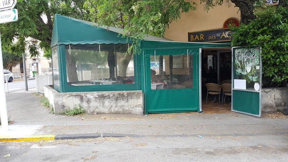 Les Acacias — photo 2