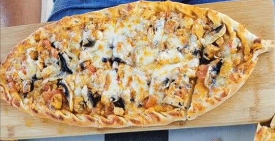 Pide pizza Turque — photo 2