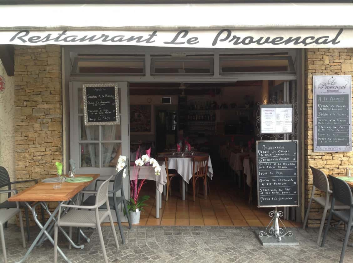 Les Gouts Et Les Couleurs Sanary sur mer Menu Le Provençal à Sanary Sur Mer - menu et photos