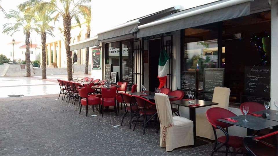 Piazza Del Teatro — photo 2