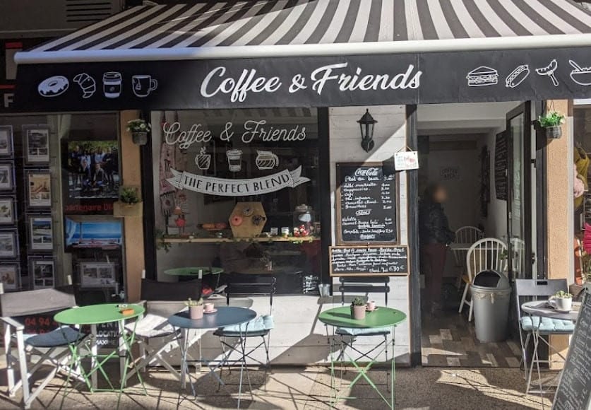 Coffee and Friends — photo 3