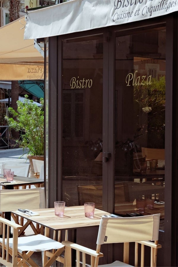 Bistro Plaza — photo 2