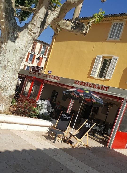 Café De La Place — photo 2