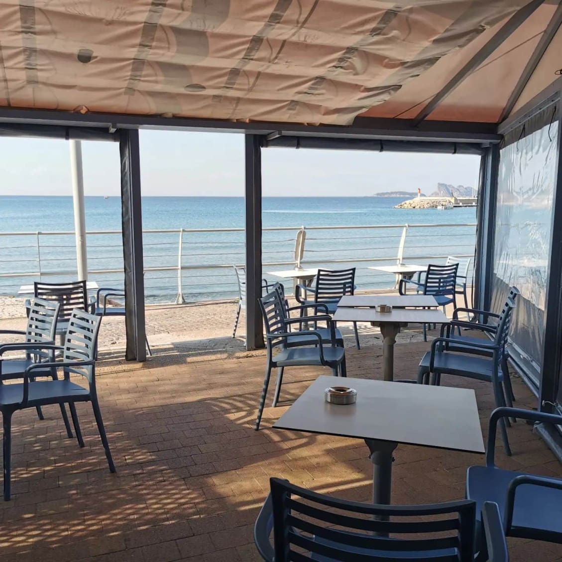 L'Equateur — Poissons et fruits de mer à Saint Cyr sur Mer — photo 3