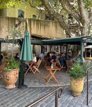 Bar brasserie charlot — photo 3
