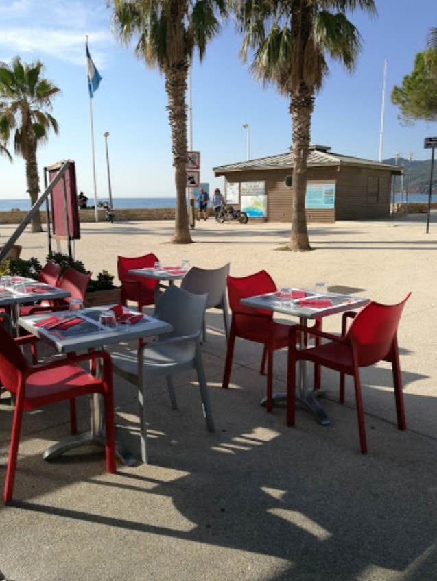 La Vie Est Une Fête — Méditérranéen à La Seyne sur Mer — photo 2