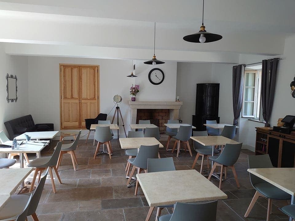 Auberge du pont — Auberge à La Verdiere — photo 3