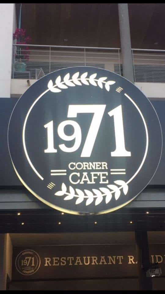 1971 corner café — photo 2