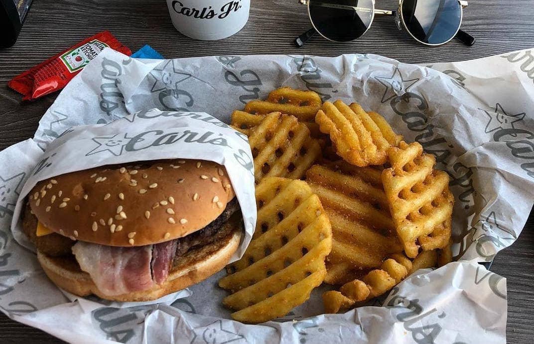 Carl’s Jr — photo 2