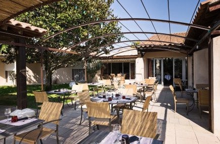 Resto du Paradou — photo 2