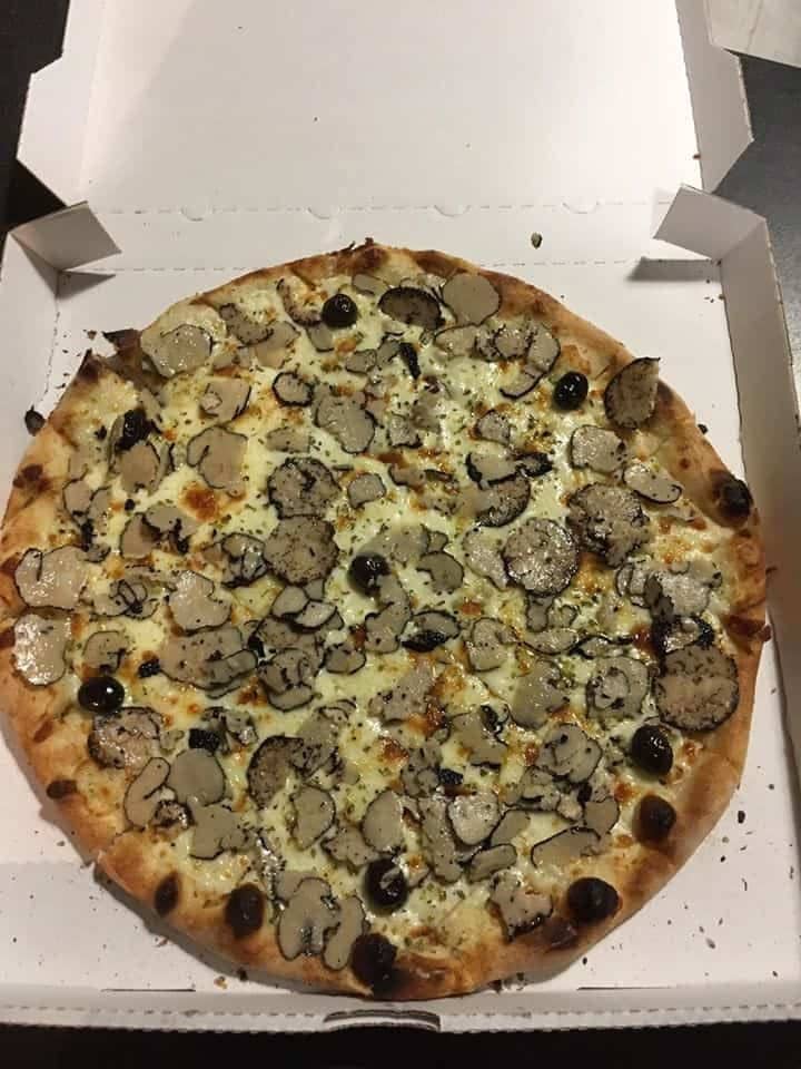 Pizza Di Mateo — photo 3