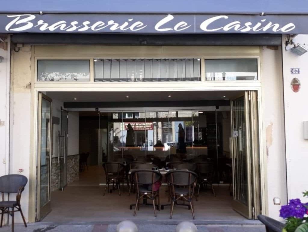 Café Le Casino - Le restaurant