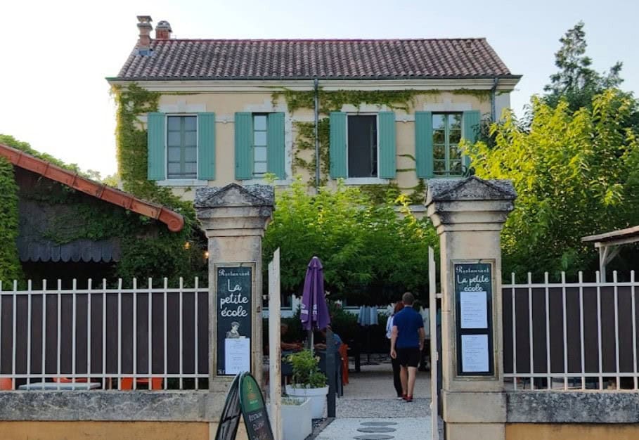 La Petite Ecole — photo 2