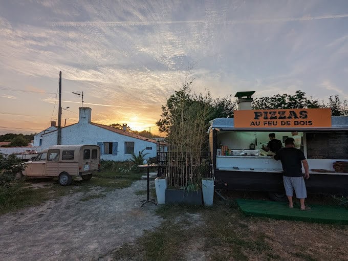 La Pizza au feu de bois — Pizza - pizzéria à Longeville sur Mer — photo 3
