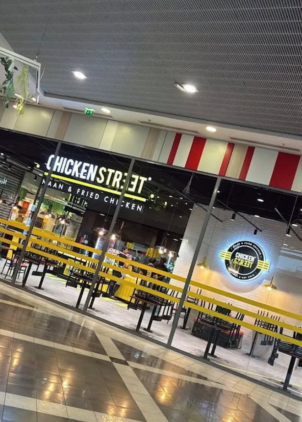 Chicken Street — photo 3