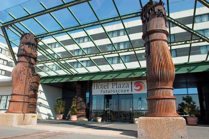 Le Relais Plaza — photo 2