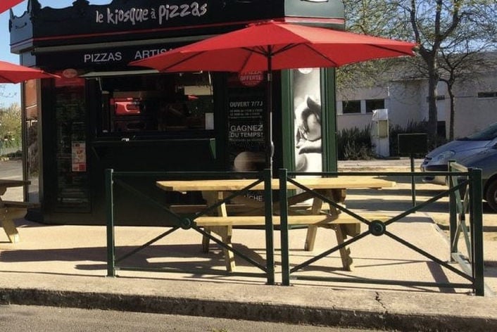 Le Kiosque à Pizzas - La façade