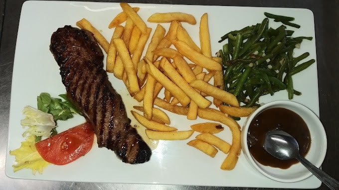 Le Sanglier Qui Fume — Restaurant Français à Neuville de Poitou — photo 2