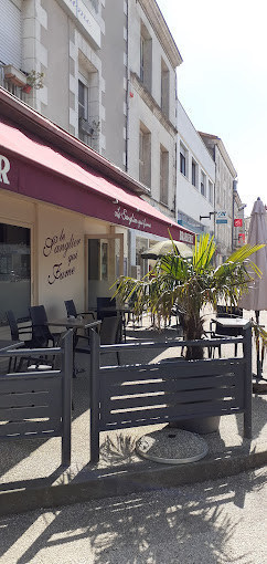Le Sanglier Qui Fume — Restaurant Français à Neuville de Poitou — photo 3