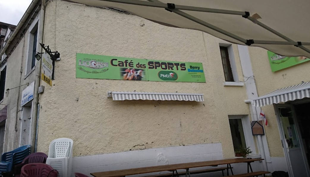 Café des sports — Café restaurant à Lussac les Eglises — photo 3