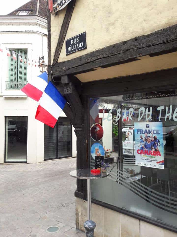 Le bar du théâtre — photo 2