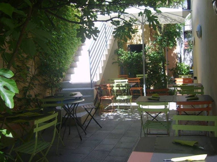 Le Cercle — photo 2