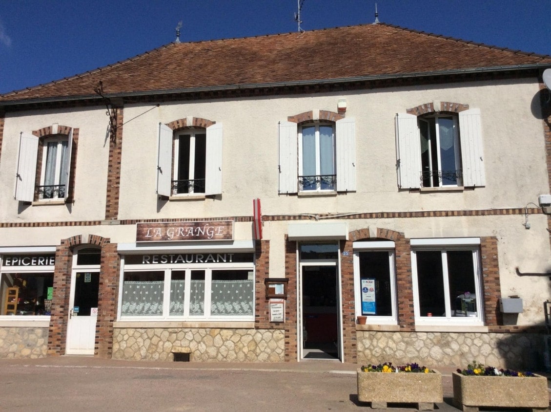 La Grange — photo 3