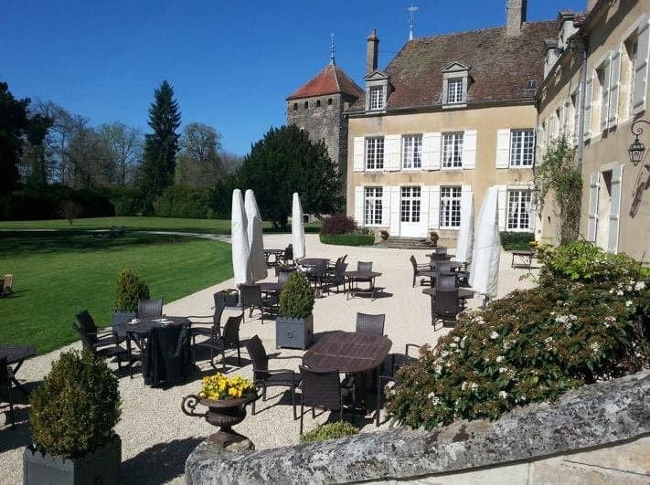 Château de Vault de Lugny — photo 2
