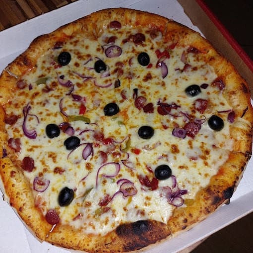 Pizza place — photo 2